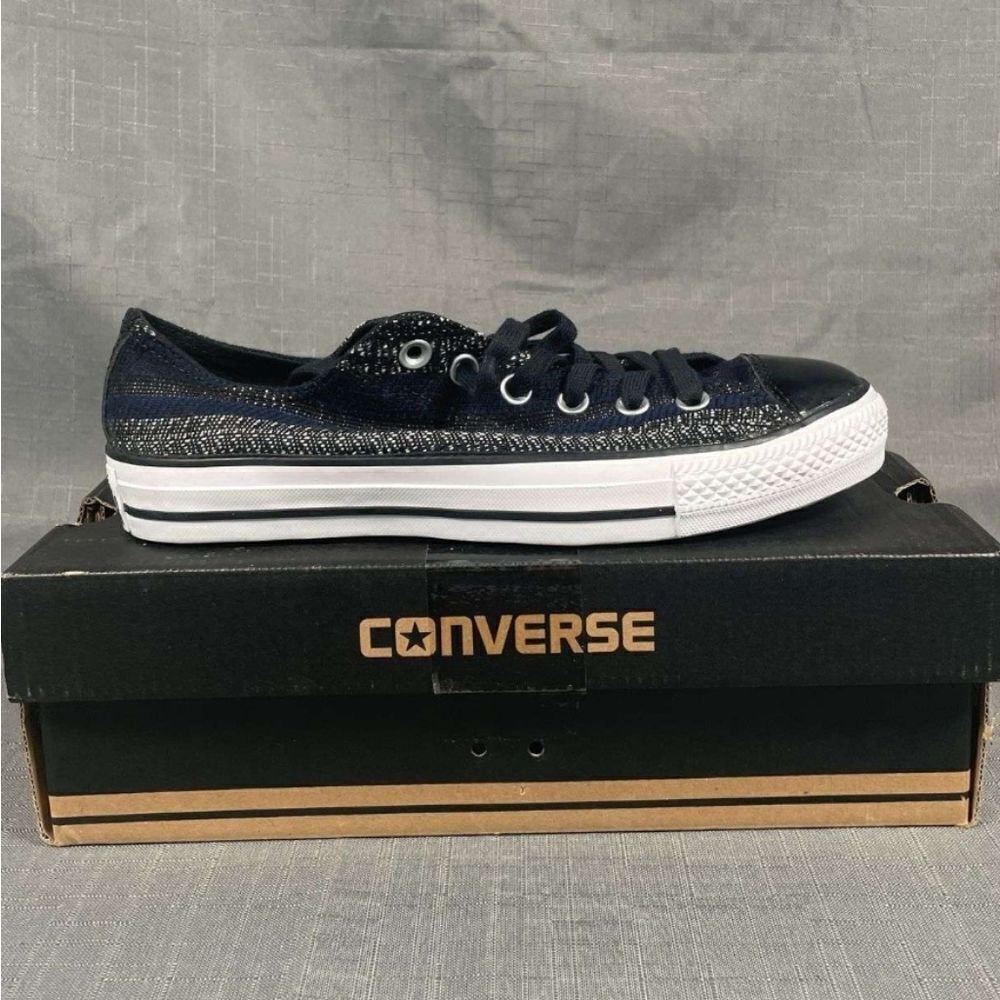 Converse 6 men 8 Women's New in box - Picture 2 of 3